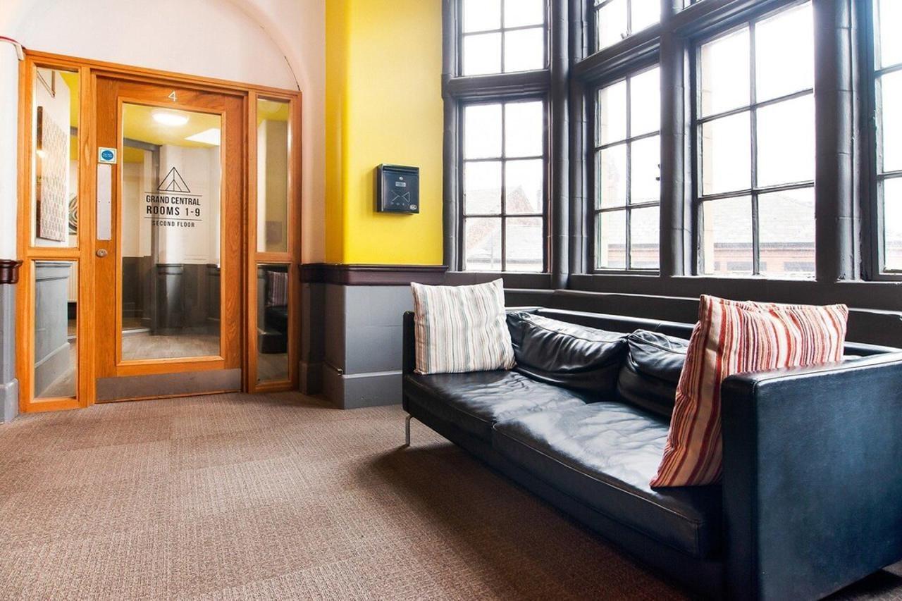 Oyo Grand Central Liverpool Bagian luar foto